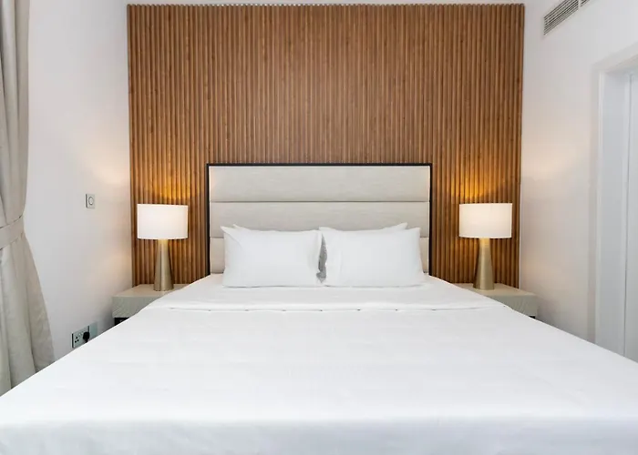 Modern Brand New 1Br Holiday Homes At Greens