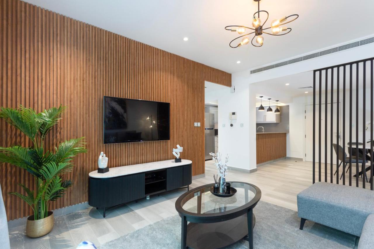 Modern Brand New 1br Homes At Greens *
