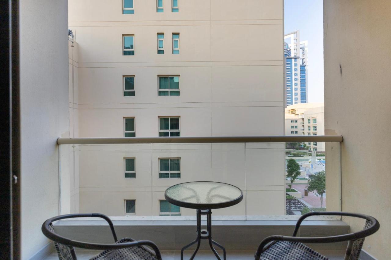 Modern Brand New 1br Homes At Greens *